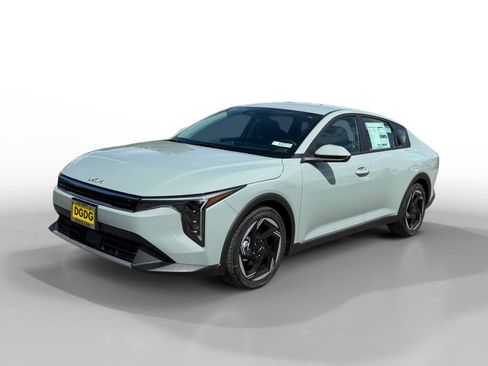 New 2026 Kia K4 EX image 1