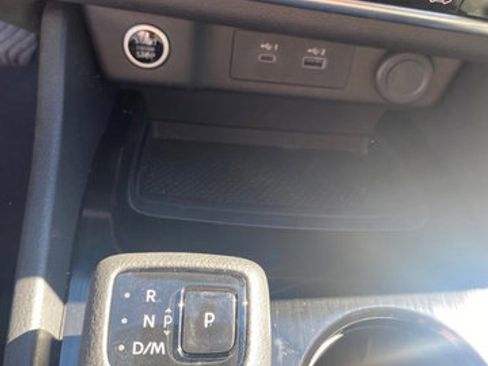 Used 2023 Nissan Rogue SV image 14