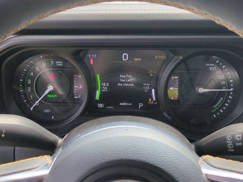 Used 2024 Jeep Wrangler Unlimited Sahara AWD/4WD image 20