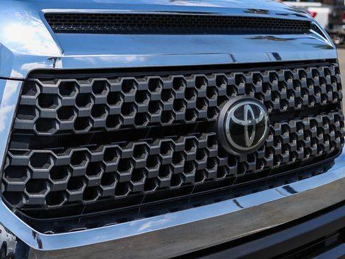 Used 2019 Toyota Tundra SR5 w/ TRD Off Road Package AWD/4WD image 5
