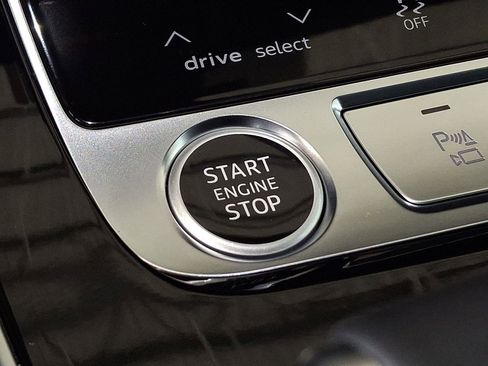 New 2026 Audi Q8 Prestige image 18