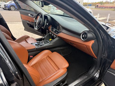 Used 2018 Alfa Romeo Giulia Ti Sport w/ Quick Order Package 22S Sport image 12