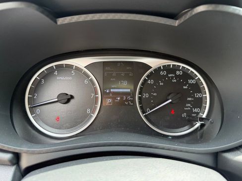 Used 2025 Nissan Versa S w/ Trunk Package FWD image 16