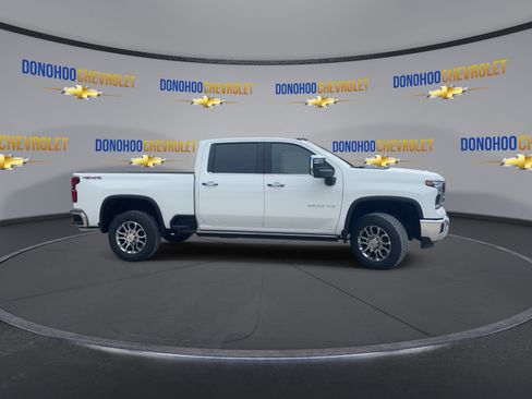 New 2026 Chevrolet Silverado 2500 LTZ w/ LTZ Plus Package AWD/4WD image 12