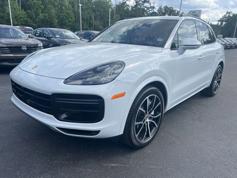 Used 2019 Porsche Cayenne Turbo AWD/4WD image 2