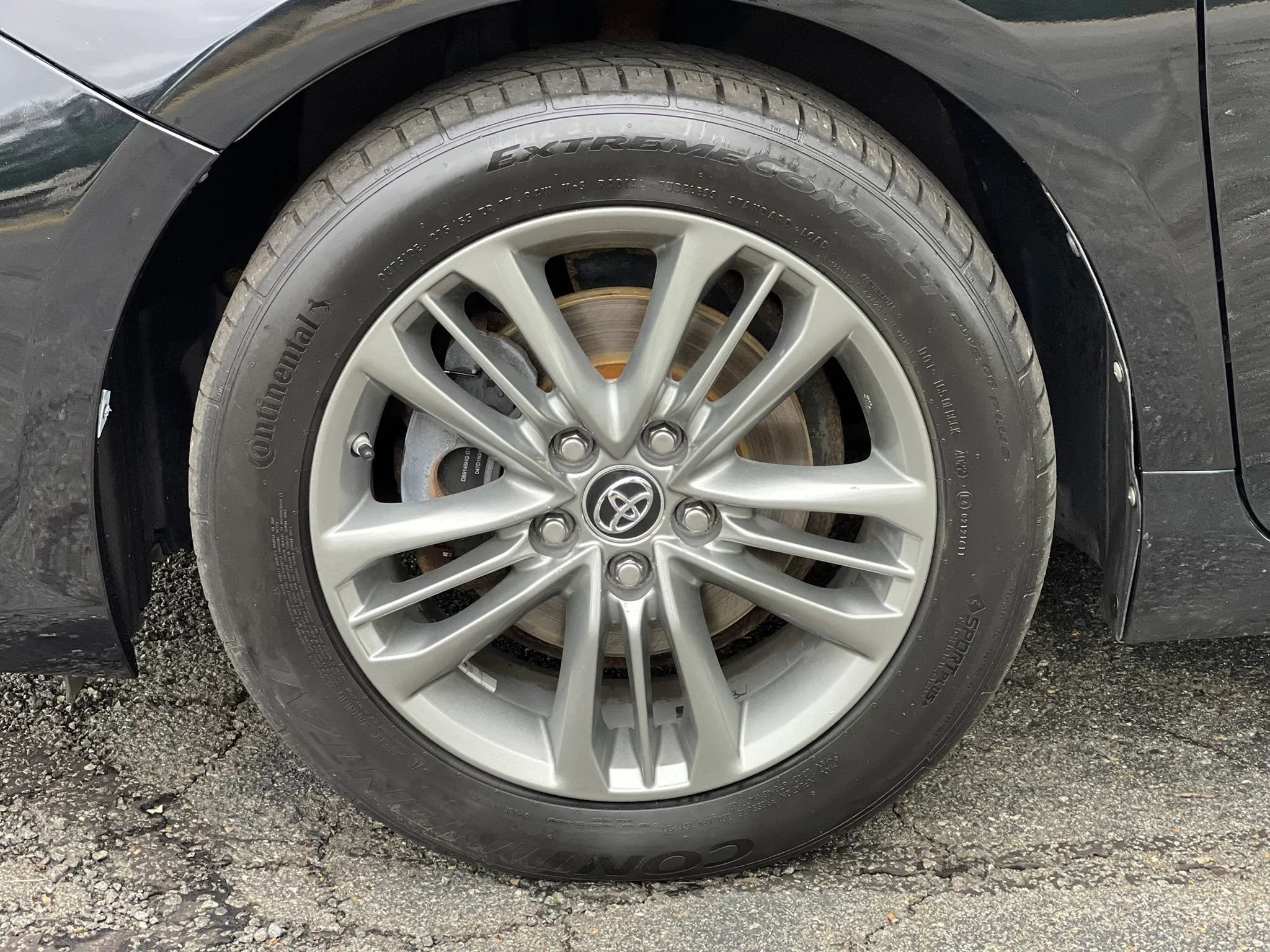 Used 2015 Toyota Camry SE FWD image 42