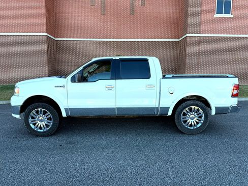 Used 2007 Lincoln Mark LT 4x4 image 4
