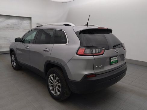 Used 2019 Jeep Cherokee Latitude Plus w/ Comfort/Convenience Group image 5