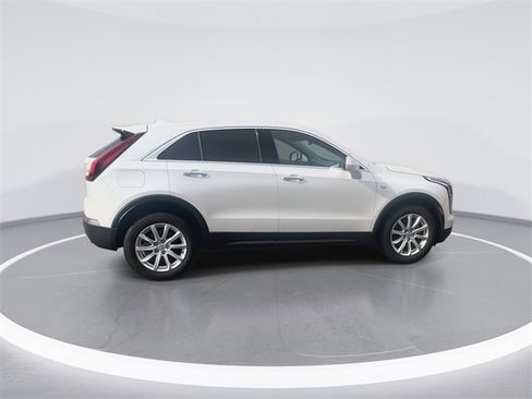 Used 2023 Cadillac XT4 Luxury image 12