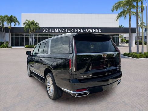 Certified 2022 Cadillac Escalade ESV Premium Luxury RWD image 5
