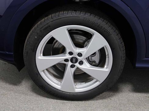 New 2025 Audi Q5 Premium Plus image 37