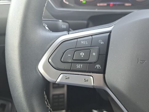Certified 2023 Volkswagen Tiguan SEL R-Line AWD/4WD image 18