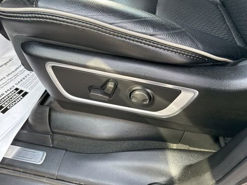 Used 2022 RAM 1500 Laramie image 17