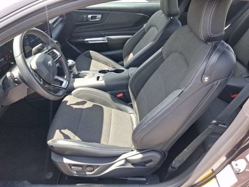 Used 2024 Ford Mustang Coupe RWD image 7