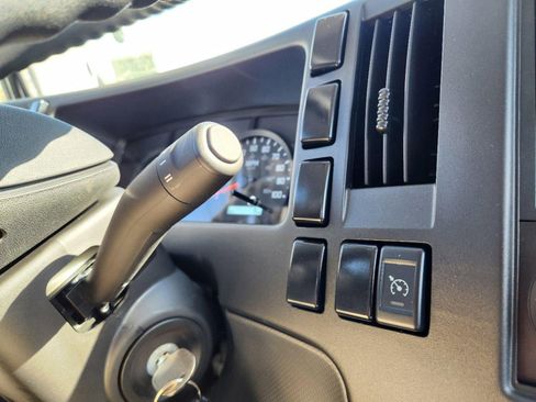 New 2025 Chevrolet Low Cab Forward image 29