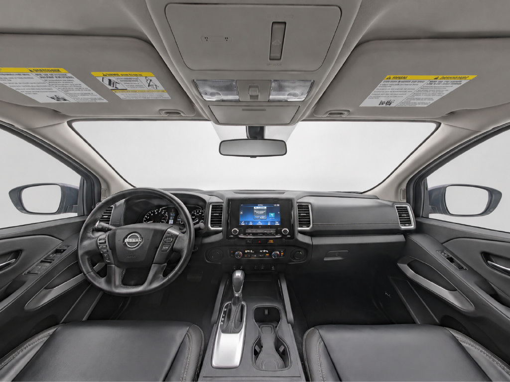 Used 2024 Nissan Frontier SL RWD image 13