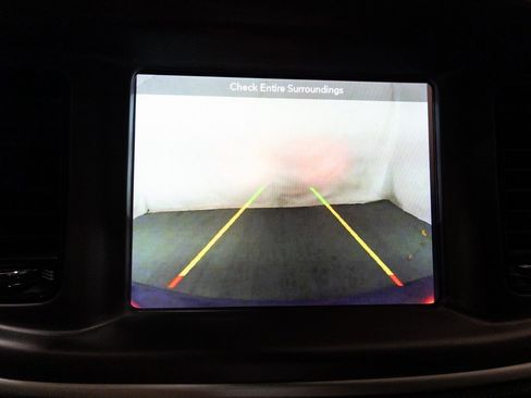 Used 2019 Dodge Charger SXT w/ Blacktop Package image 23