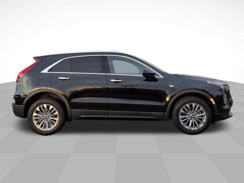 New 2025 Cadillac XT4 Premium Luxury image 4