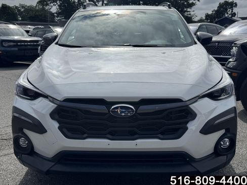 Used 2024 Subaru Crosstrek 2.5i Limited AWD/4WD image 2