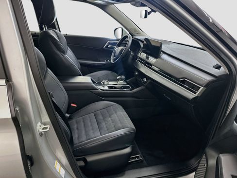 Used 2025 Mitsubishi Outlander SE AWD/4WD image 34