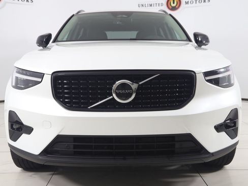 Used 2026 Volvo XC40 B5 Plus AWD/4WD image 51