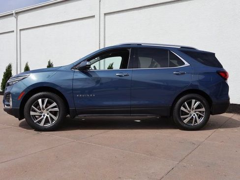Certified 2024 Chevrolet Equinox Premier w/ LPO, Floor Liner Package AWD/4WD image 4