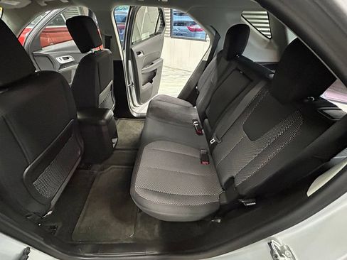 Used 2017 Chevrolet Equinox LS FWD image 45