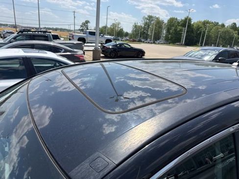 Used 2010 Honda CR-V EX-L image 3