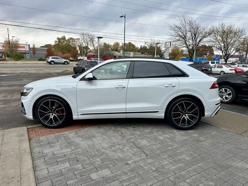 Used 2021 Audi Q8 Prestige image 4