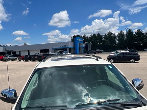 Used 2013 Chevrolet Avalanche LTZ AWD/4WD image 17