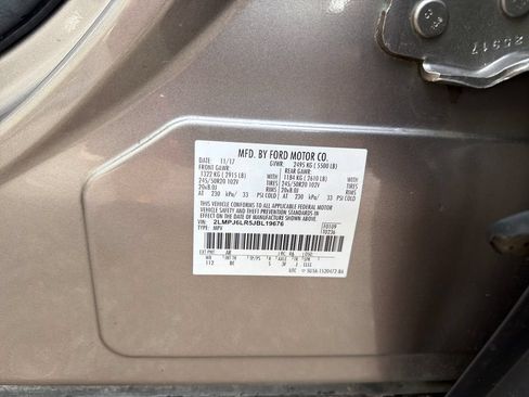 Used 2018 Lincoln MKX Reserve w/ Lincoln MKX Climate Package FWD image 25