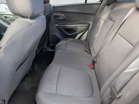 Used 2020 Chevrolet Trax LT w/ LPO, Protection Package image 15