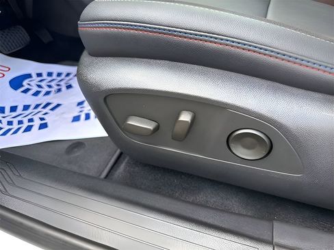 New 2025 Chevrolet Equinox EV RS w/ Convenience Package II image 27