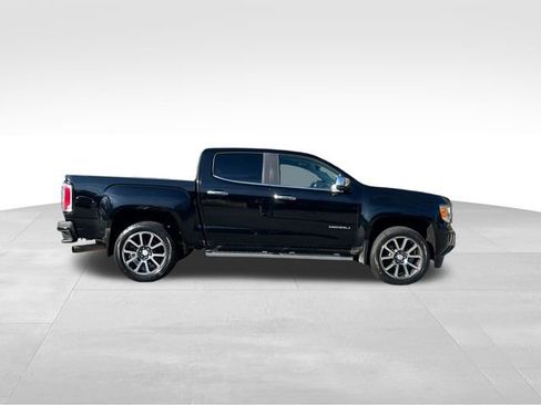 Used 2018 GMC Canyon Denali image 6