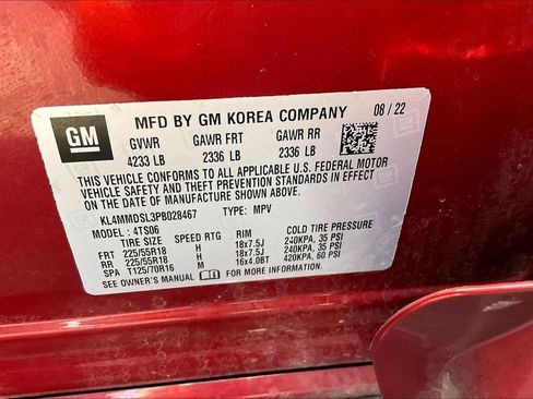 Used 2023 Buick Encore GX Select w/ Sport Touring Package image 3