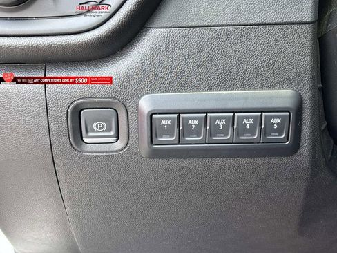 Used 2024 Chevrolet Silverado 3500 W/T w/ WT Convenience Package AWD/4WD image 21