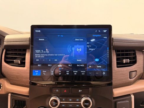 Used 2024 Ford Expedition Max Limited image 24