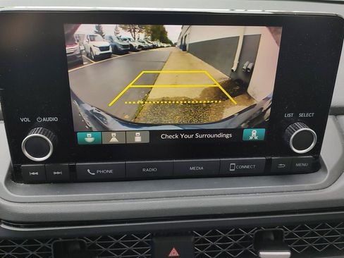 Used 2023 Honda Accord EX image 11