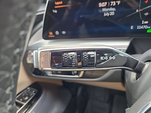Used 2026 Cadillac Lyriq Signature Luxury w/ Nappa Leather Package AWD/4WD image 25