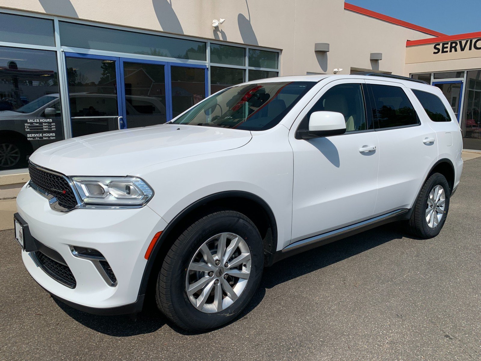 Used 2021 Dodge Durango SXT AWD/4WD image 1