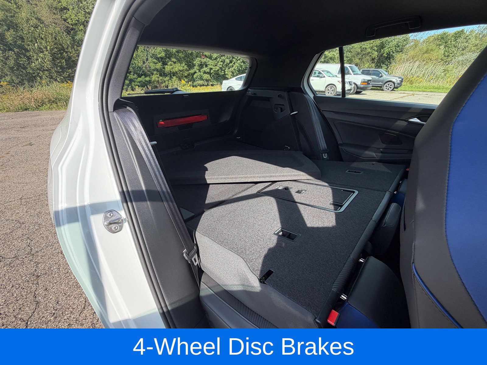 Used 2024 Volkswagen Golf R AWD/4WD image 36