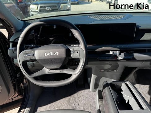 New 2026 Kia EV9 Light image 13