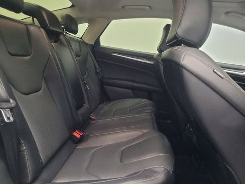 Used 2020 Ford Fusion Titanium image 19