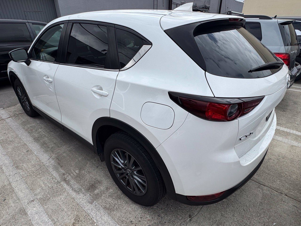 Used 2020 MAZDA CX-5 Touring FWD image 4