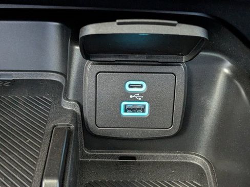 New 2025 Ford Bronco Badlands image 25