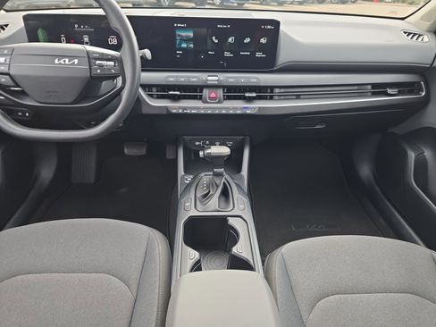 Certified 2025 Kia K4 LXS image 16