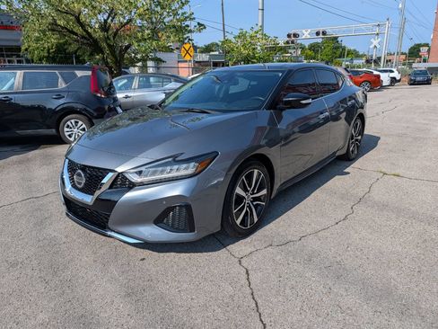 Used 2020 Nissan Maxima 3.5 SL w/ Floor Mat Group FWD image 3