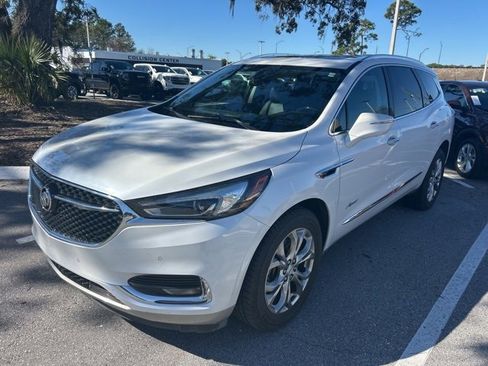 Certified 2019 Buick Enclave Avenir w/ Avenir Technology Package image 2