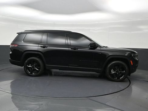 Used 2025 Jeep Grand Cherokee L Limited w/ Luxury Tech Group II RWD image 7