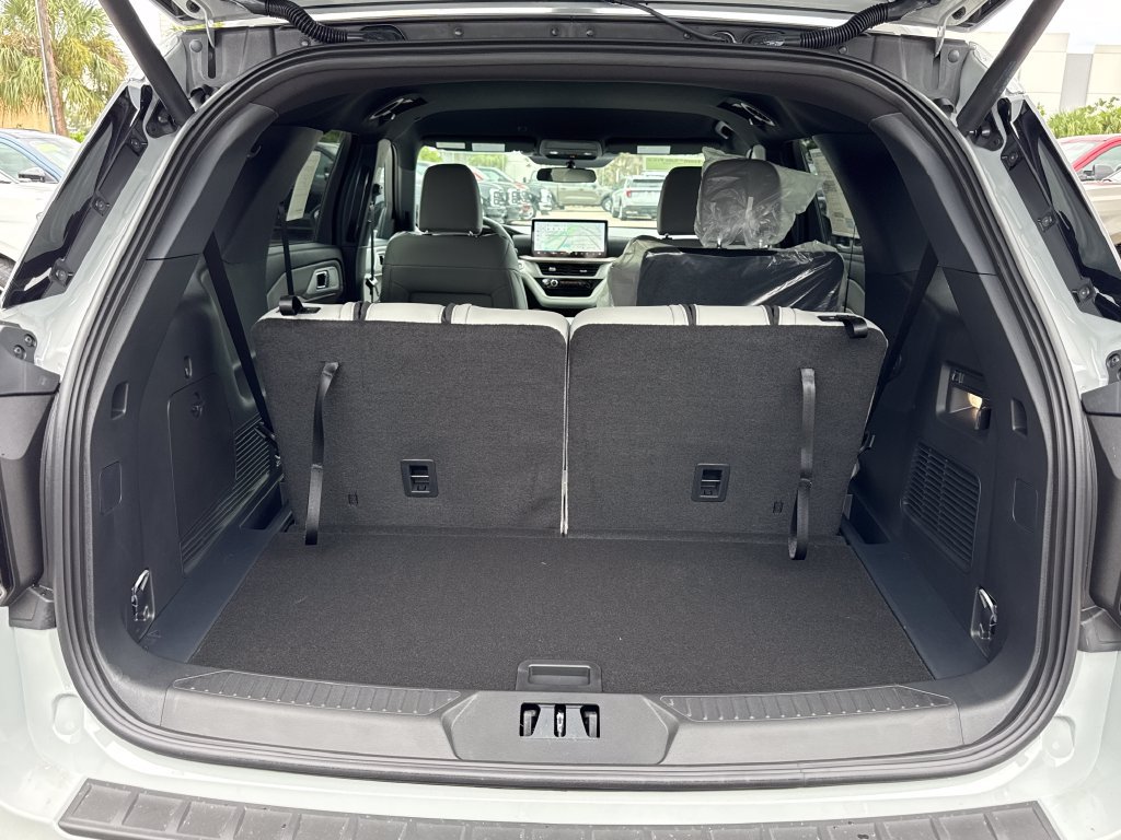 New 2027 Ford Explorer Active w/ Active Comfort Package RWD image 21